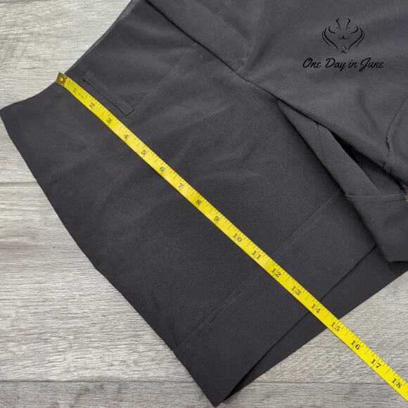 Studio Y Flat Front Shorts Size 7/8 - Picture 6 of 7